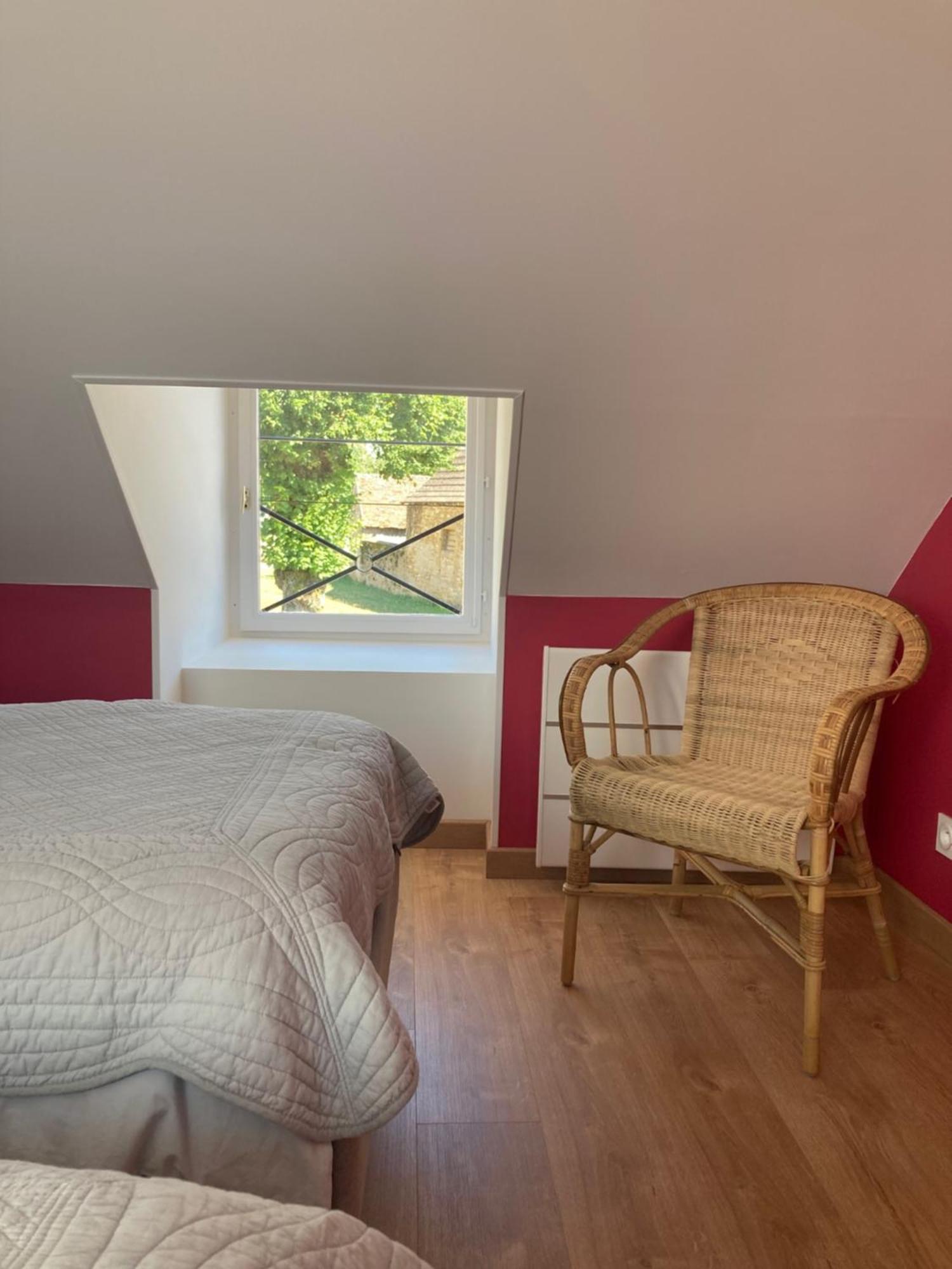 Menetou-Couture Chez Anne - Chambre Avec Salle De Bain Privative المظهر الخارجي الصورة